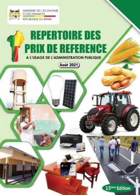 Illustration d un répertoire des prix de référence avec images de tour d eau ampoule panneau solaire tracteur maïs et mobilier de bureau