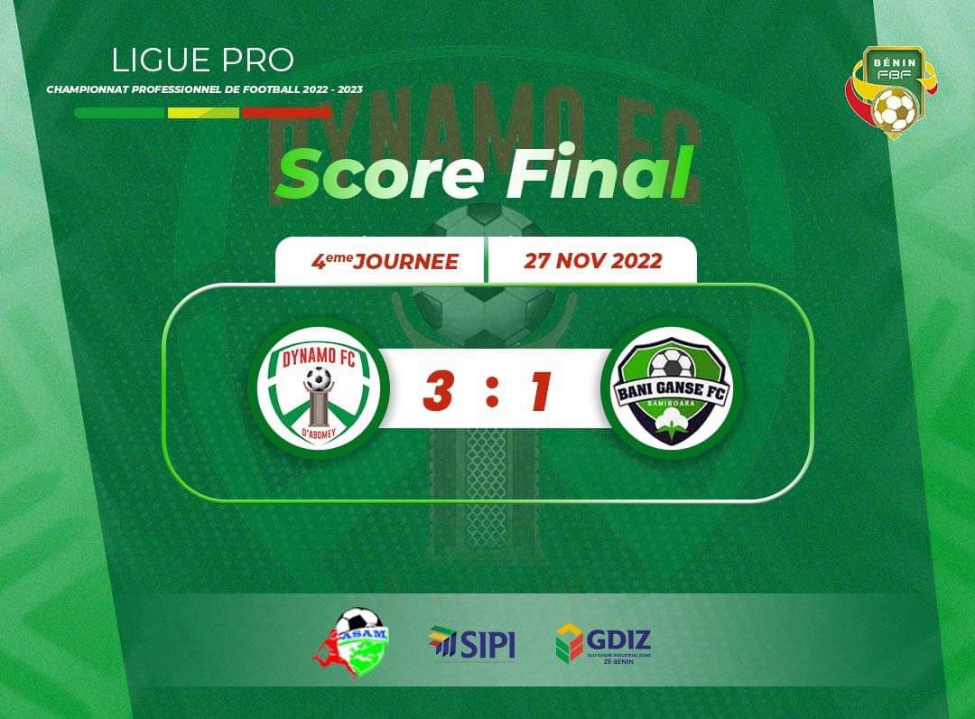 Score final 3 à 1 entre deux équipes de football affiché sur fond vert avec logos et date 27 novembre 2022