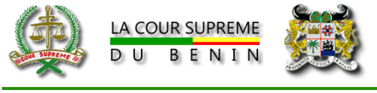 Deux logos officiels côte à côte sur fond blanc, le premier avec une balance et une épée, le second avec un blason coloré